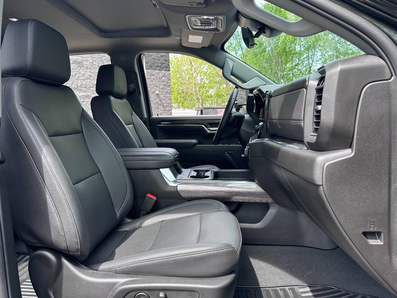 Chevrolet Silverado 2500HD LTZ Crew Cab Short Box 4WD 2024