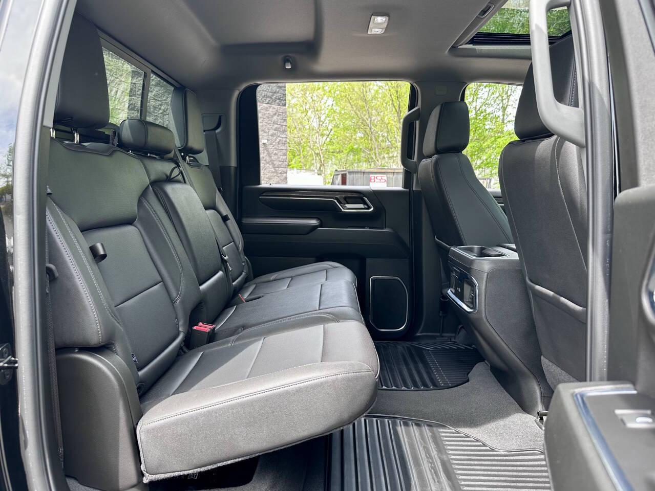 Chevrolet Silverado 2500HD LTZ Crew Cab Short Box 4WD 2024