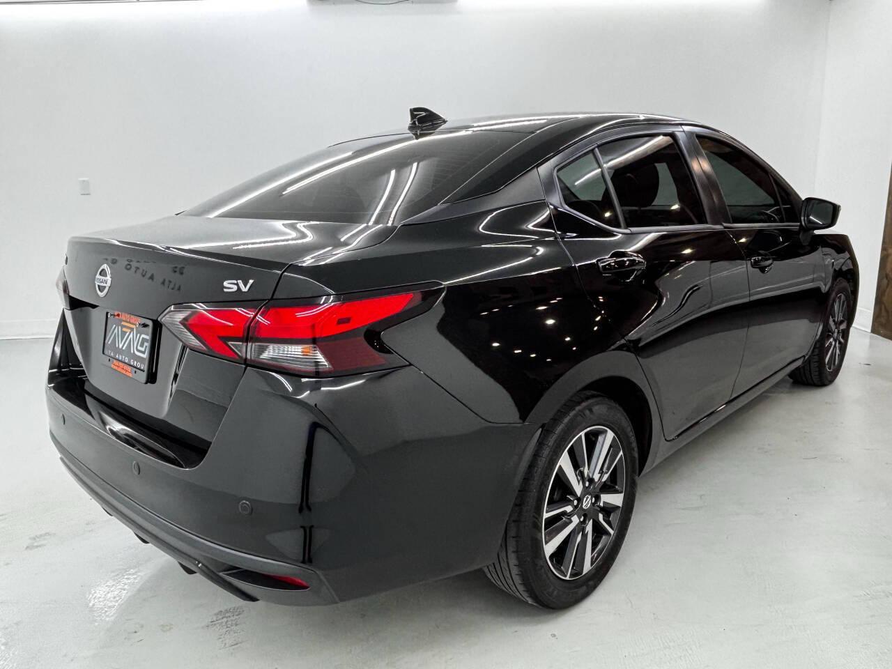 Nissan Versa SV 2021