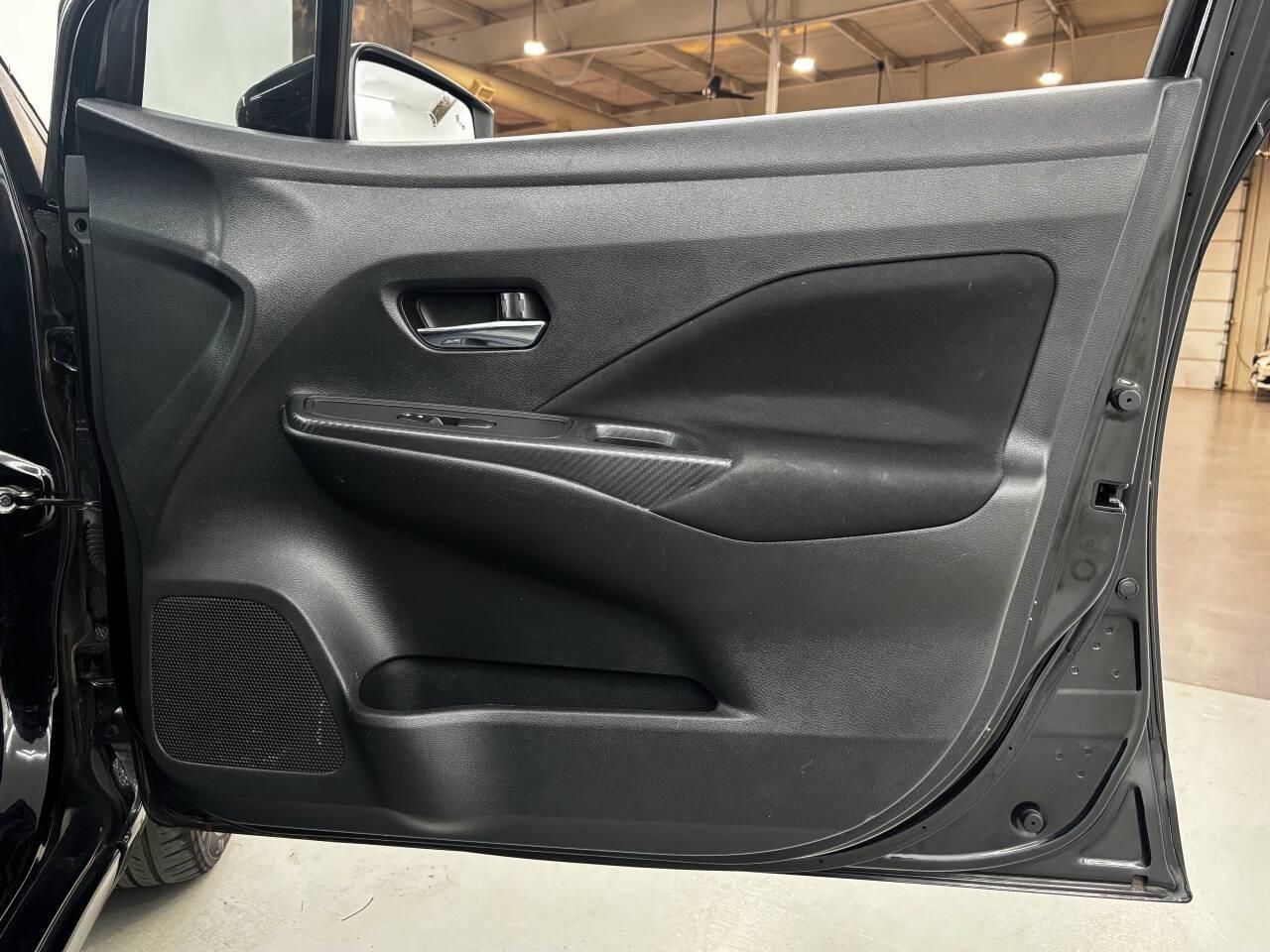 Nissan Versa SV 2021