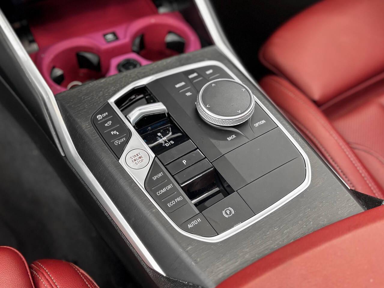 BMW 3-Series 330i xDrive 2024