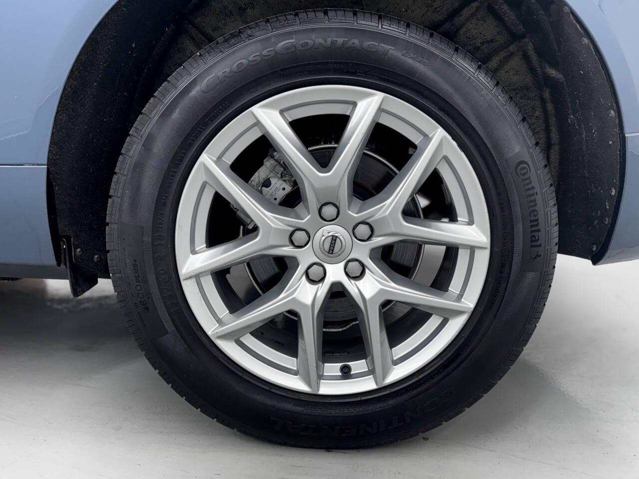 Volvo XC60 T5 Momentum 2021