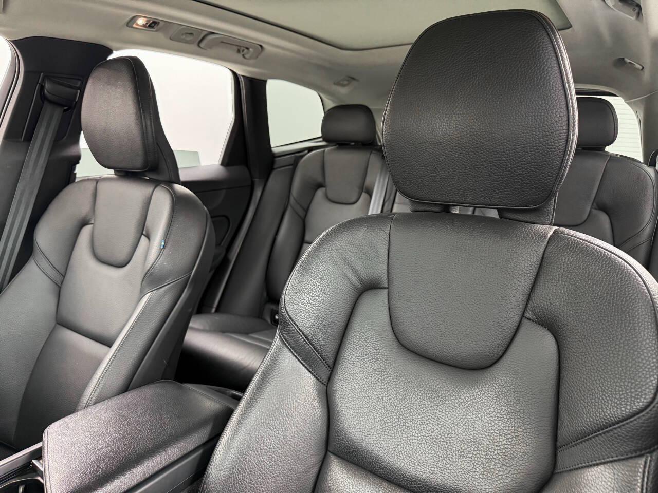 Volvo XC60 T5 Momentum 2021