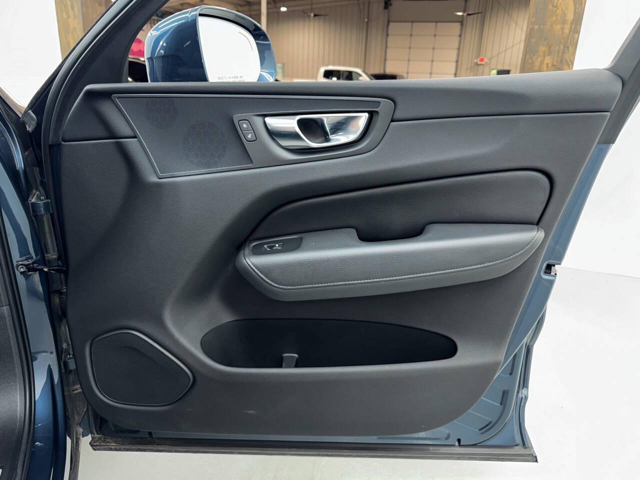 Volvo XC60 T5 Momentum 2021