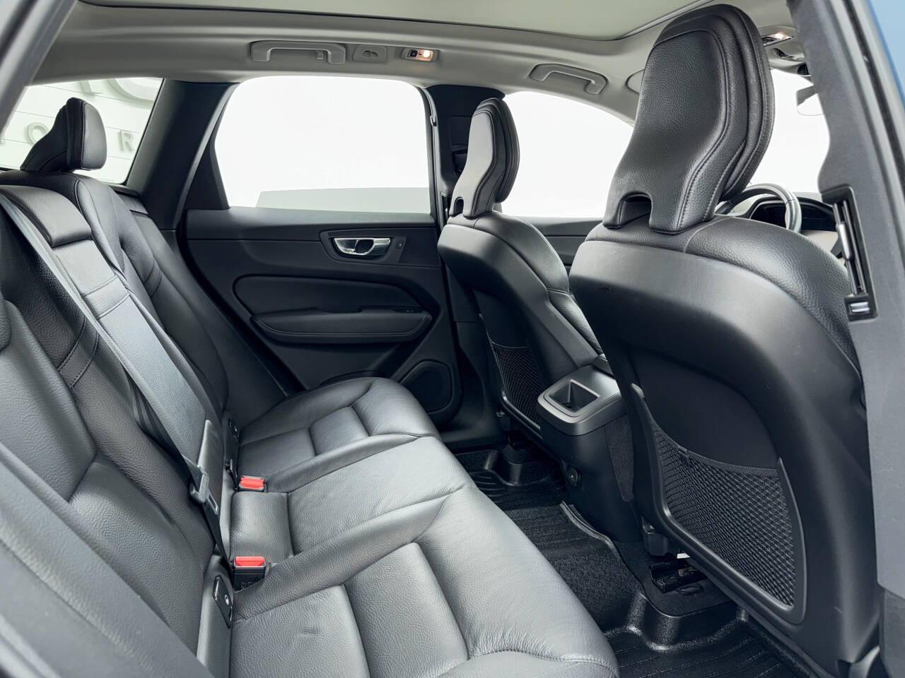 Volvo XC60 T5 Momentum 2021