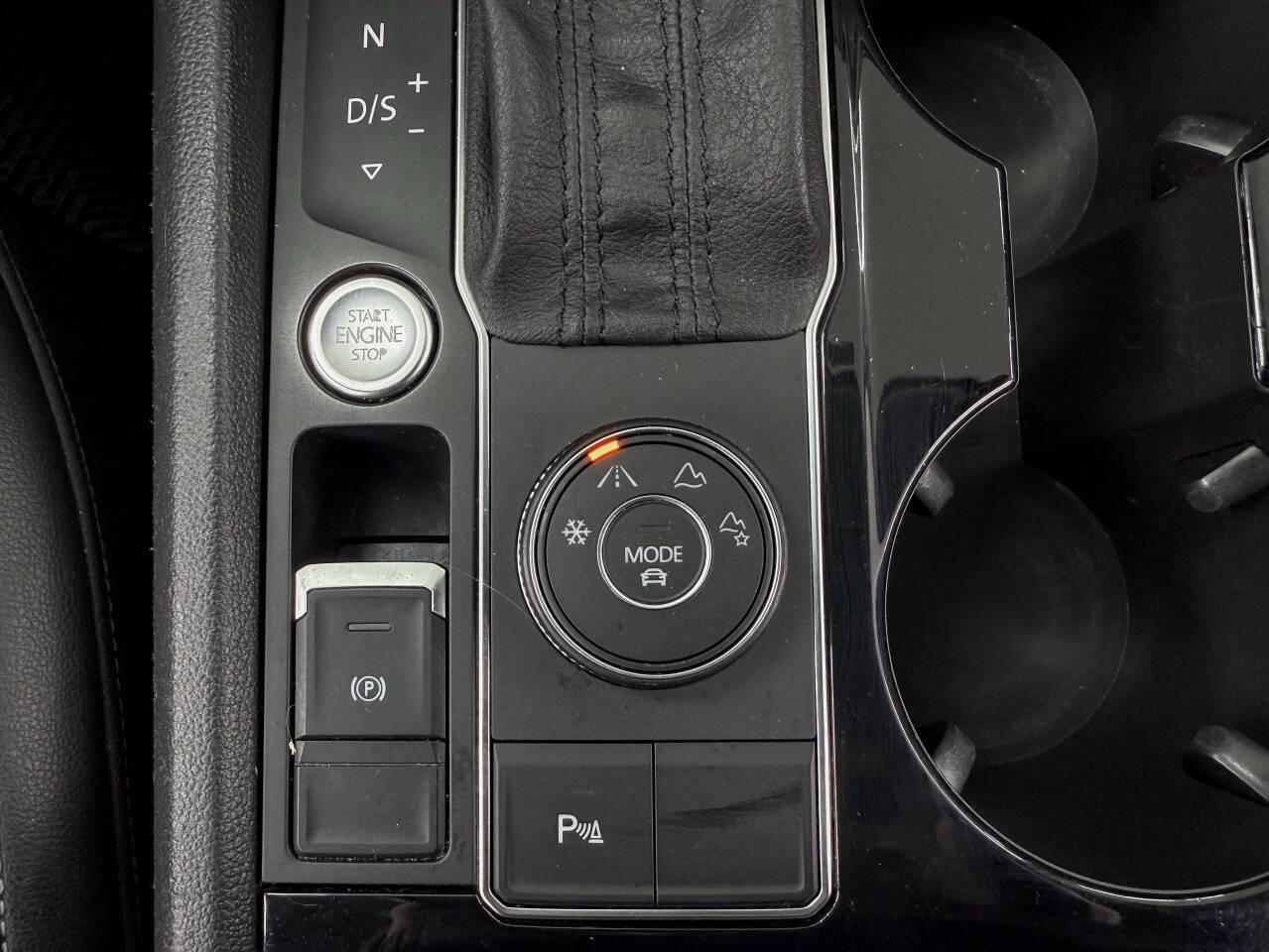 Volkswagen Atlas V6 SEL AWD 2018