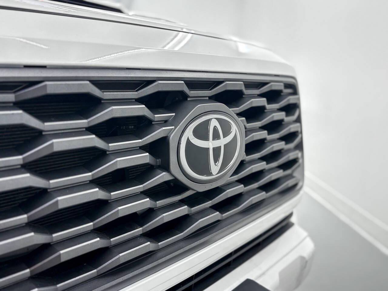 Toyota Tacoma SR5 Double Cab Long Bed V6 6AT 4WD 2021