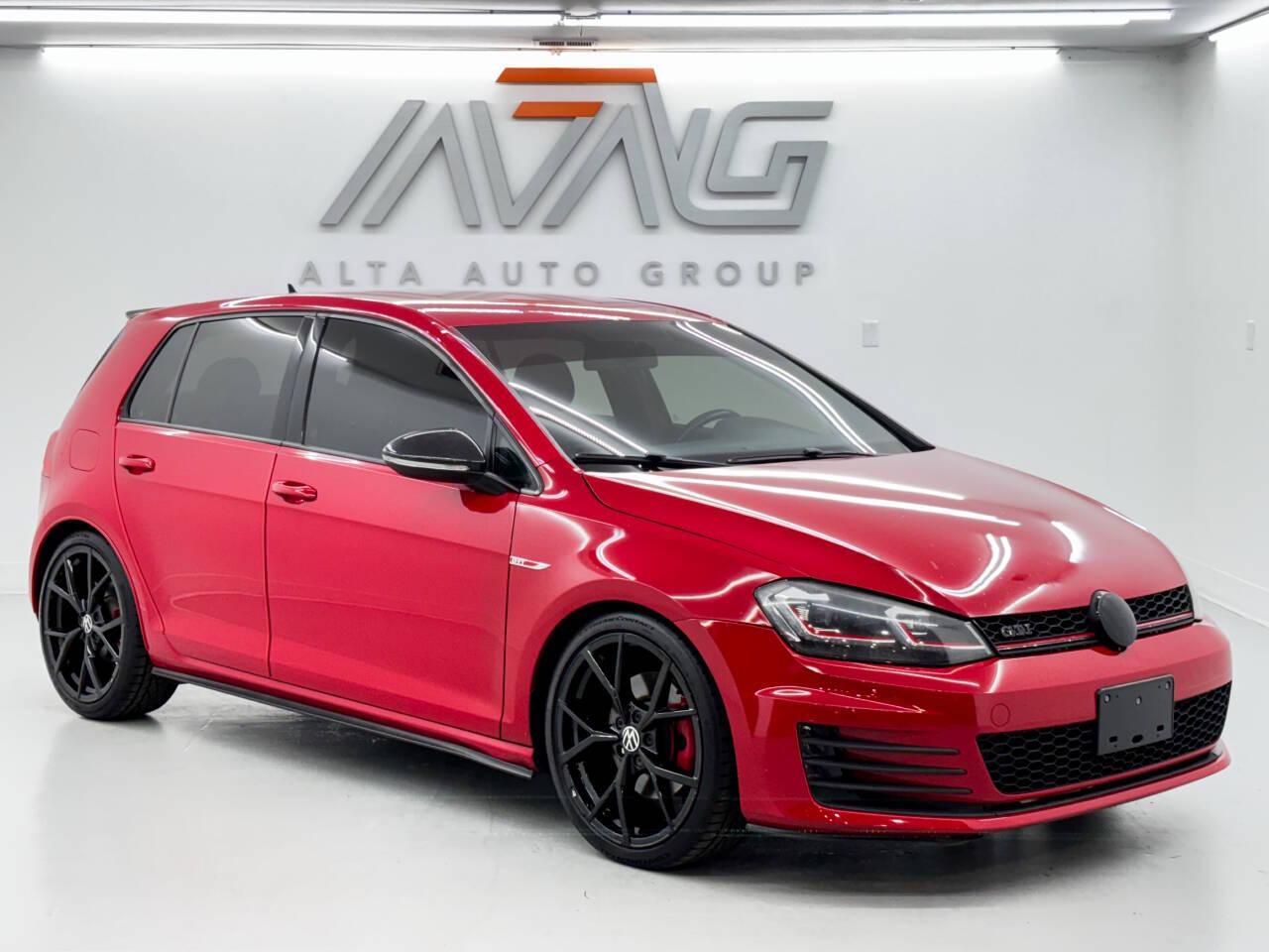 Volkswagen Golf GTI S 6A 4-Door 2017