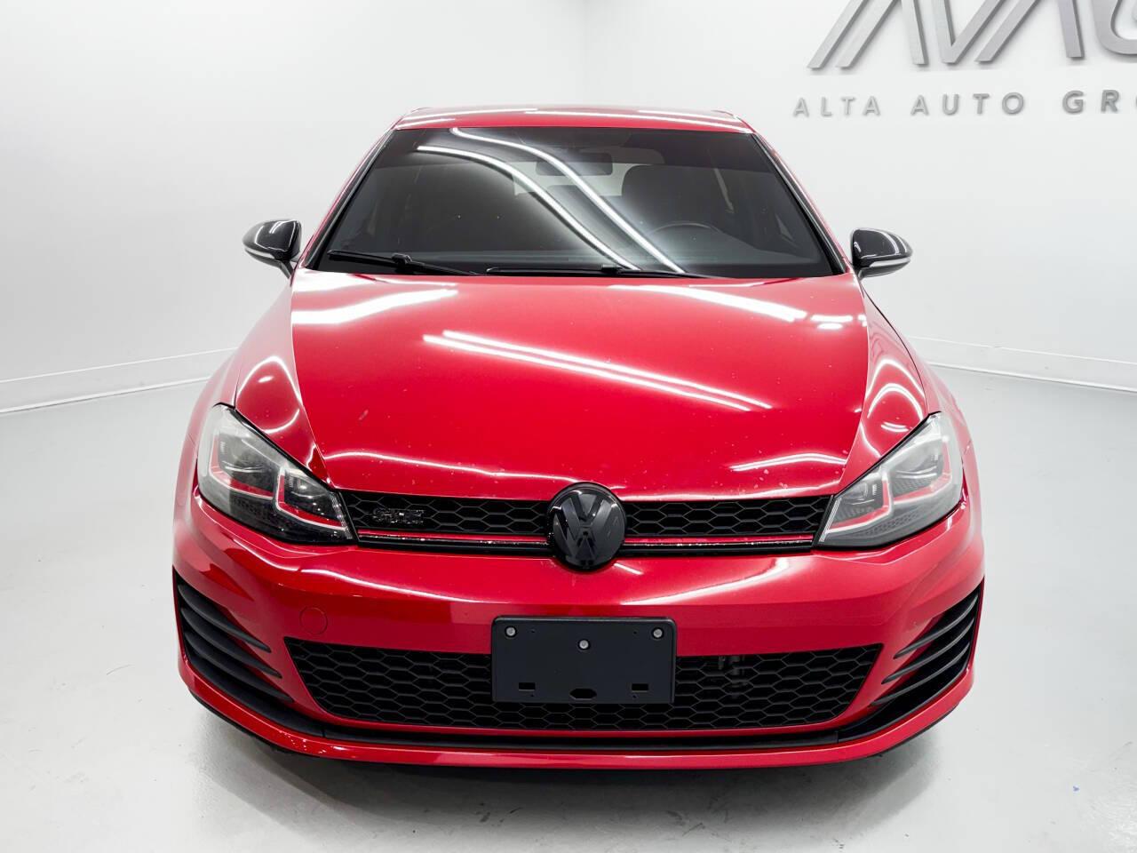 Volkswagen Golf GTI S 6A 4-Door 2017