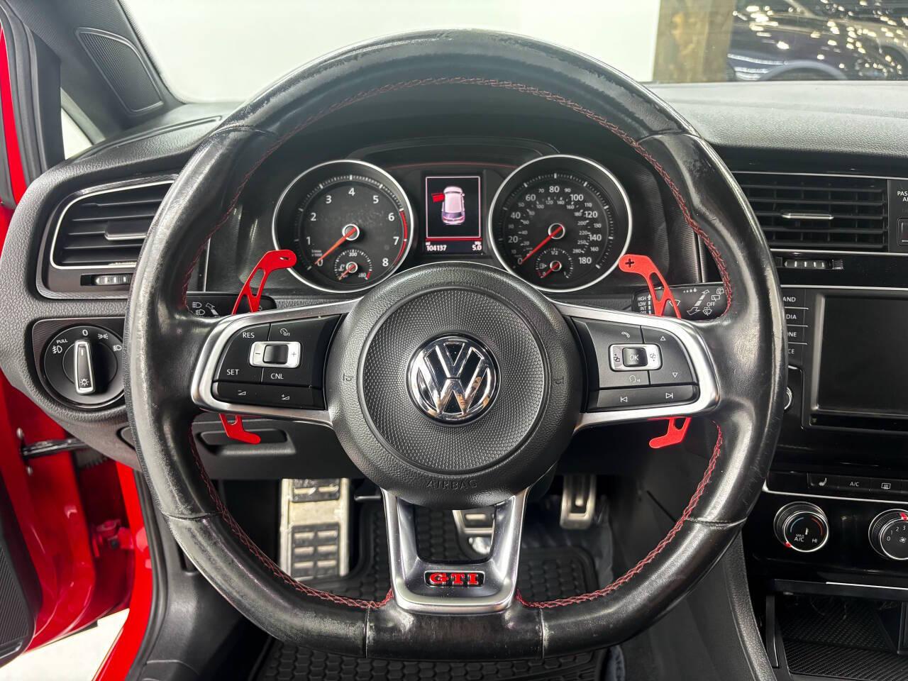 Volkswagen Golf GTI S 6A 4-Door 2017