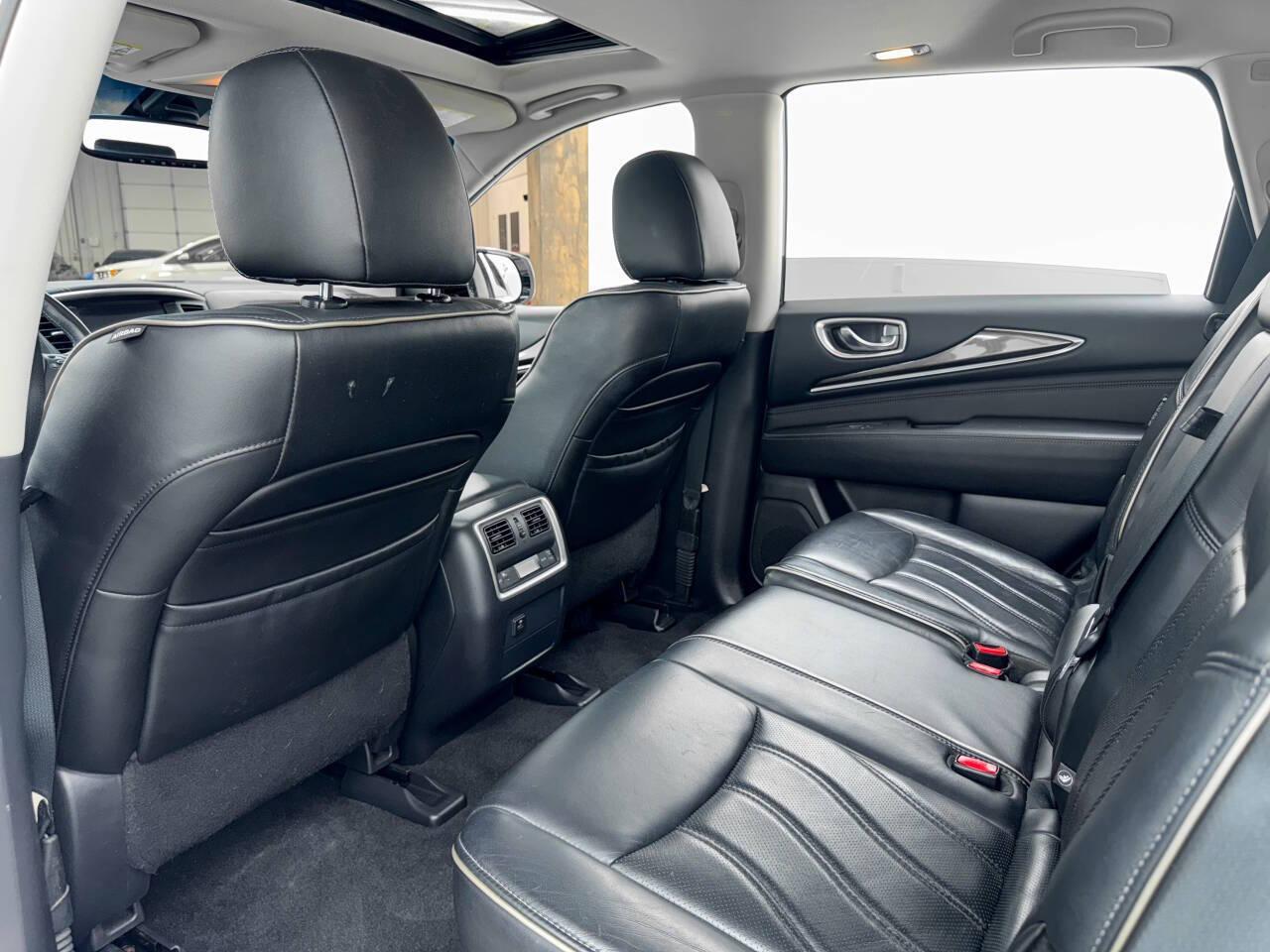 Infiniti QX60 Base AWD 2016