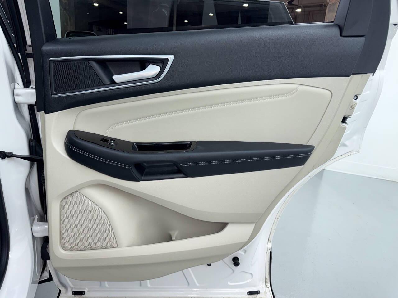 Ford Edge Titanium AWD 2016