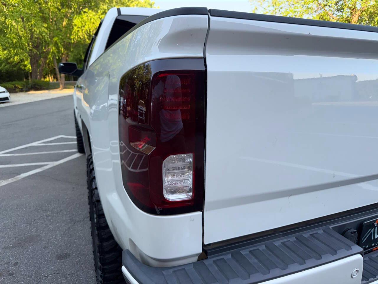 Chevrolet Silverado 1500 LTZ Crew Cab 4WD 2018
