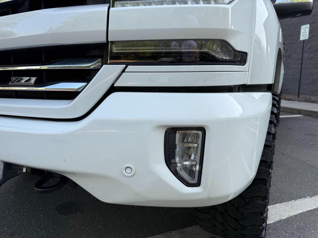 Chevrolet Silverado 1500 LTZ Crew Cab 4WD 2018