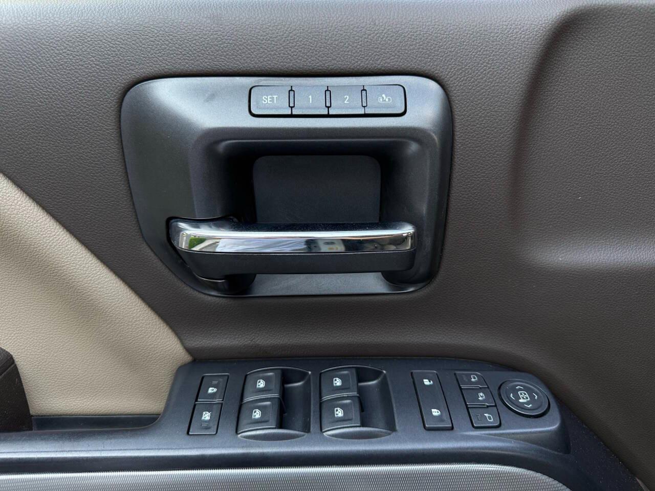 Chevrolet Silverado 1500 LTZ Crew Cab 4WD 2018