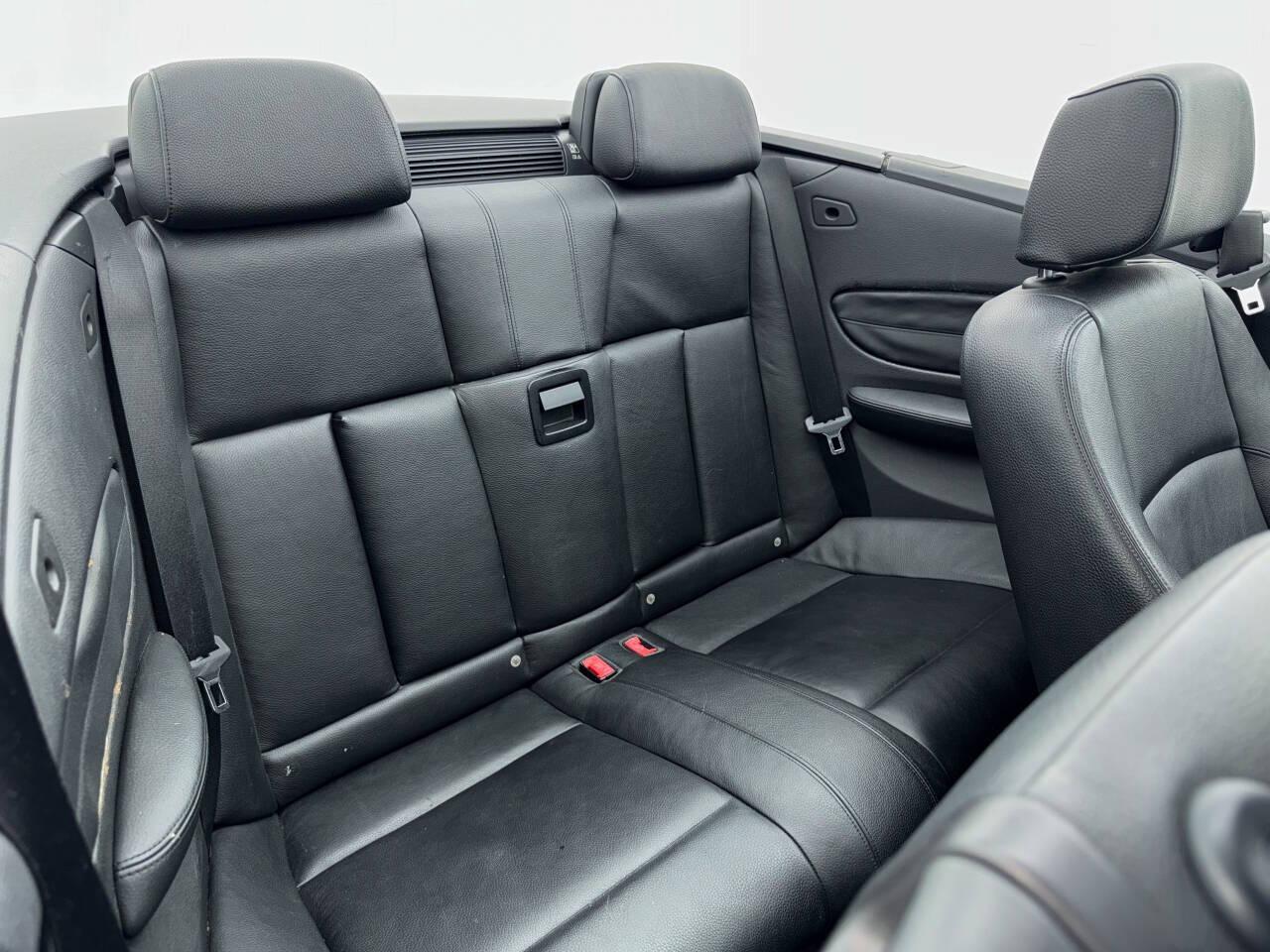 BMW 1-Series 135i Convertible 2012