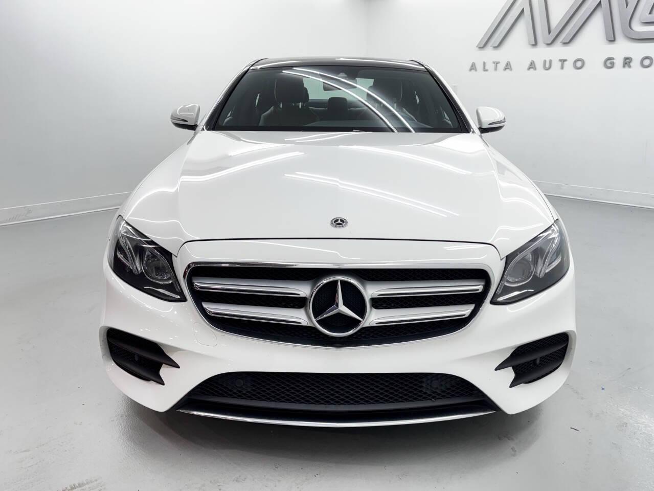 Mercedes-Benz E-Class E300 Luxury 4MATIC Sedan 2018