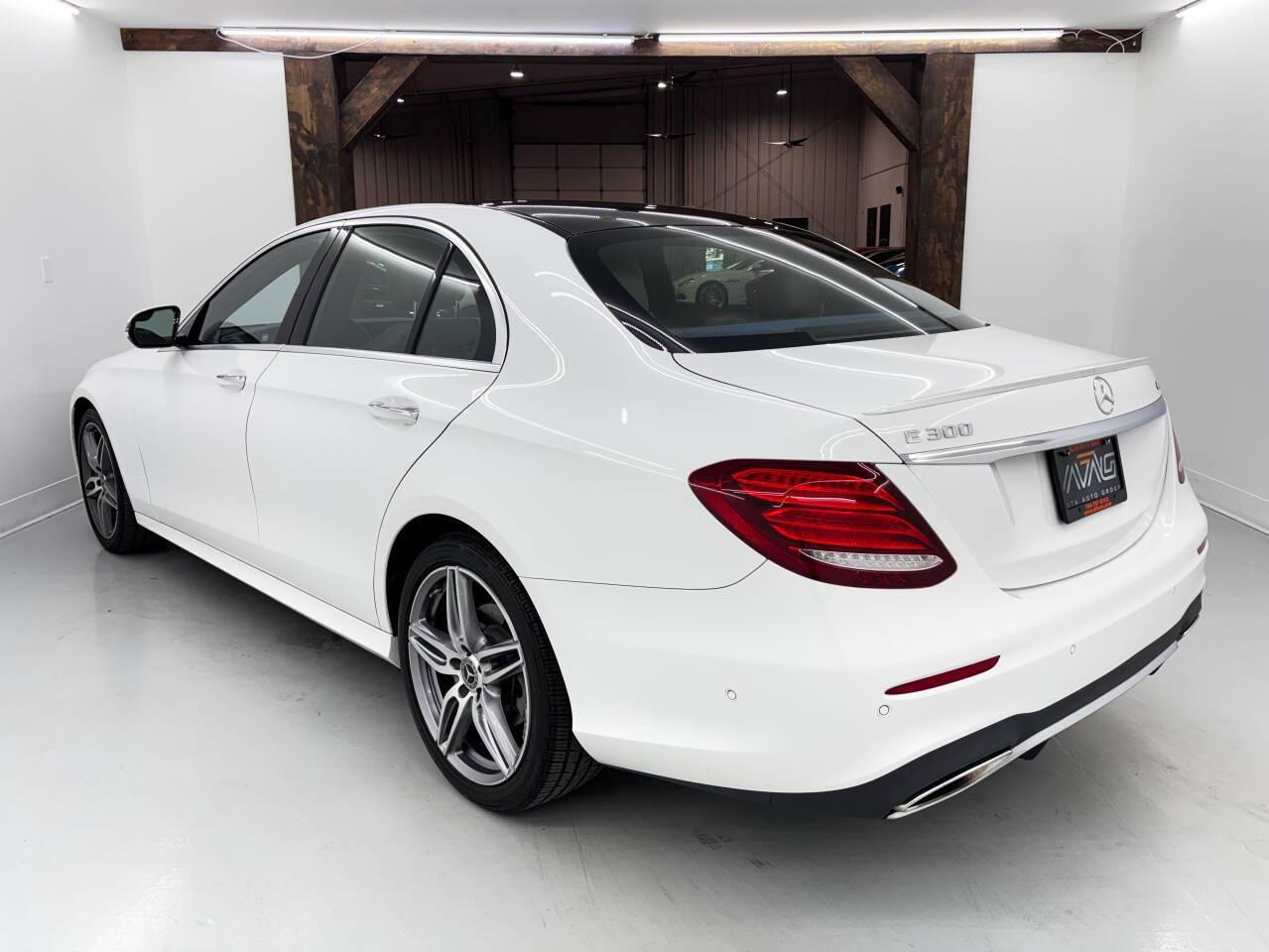 Mercedes-Benz E-Class E300 Luxury 4MATIC Sedan 2018