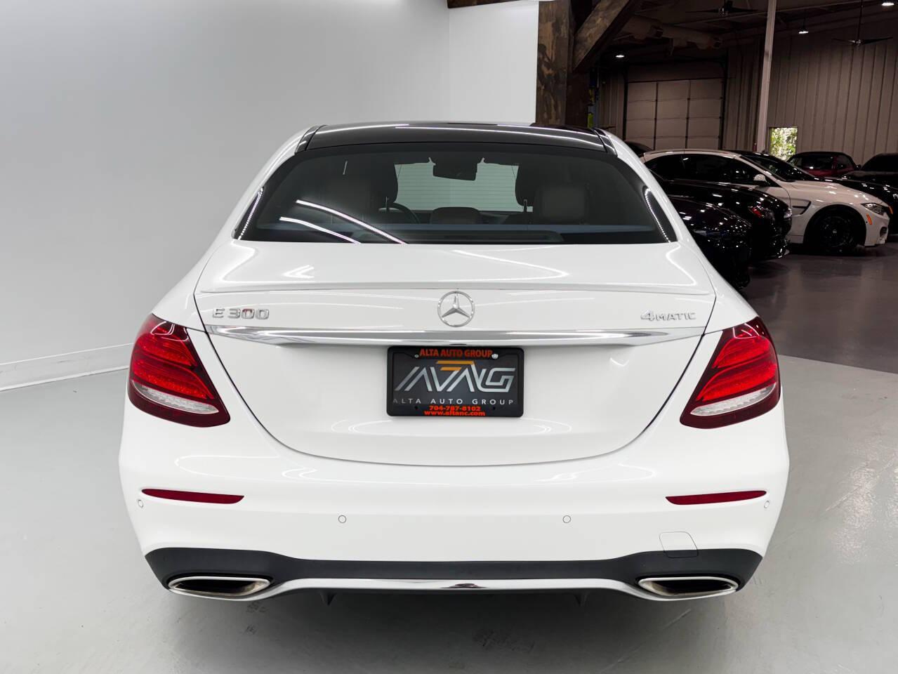 Mercedes-Benz E-Class E300 Luxury 4MATIC Sedan 2018