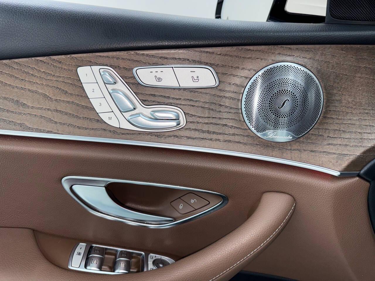Mercedes-Benz E-Class E300 Luxury 4MATIC Sedan 2018