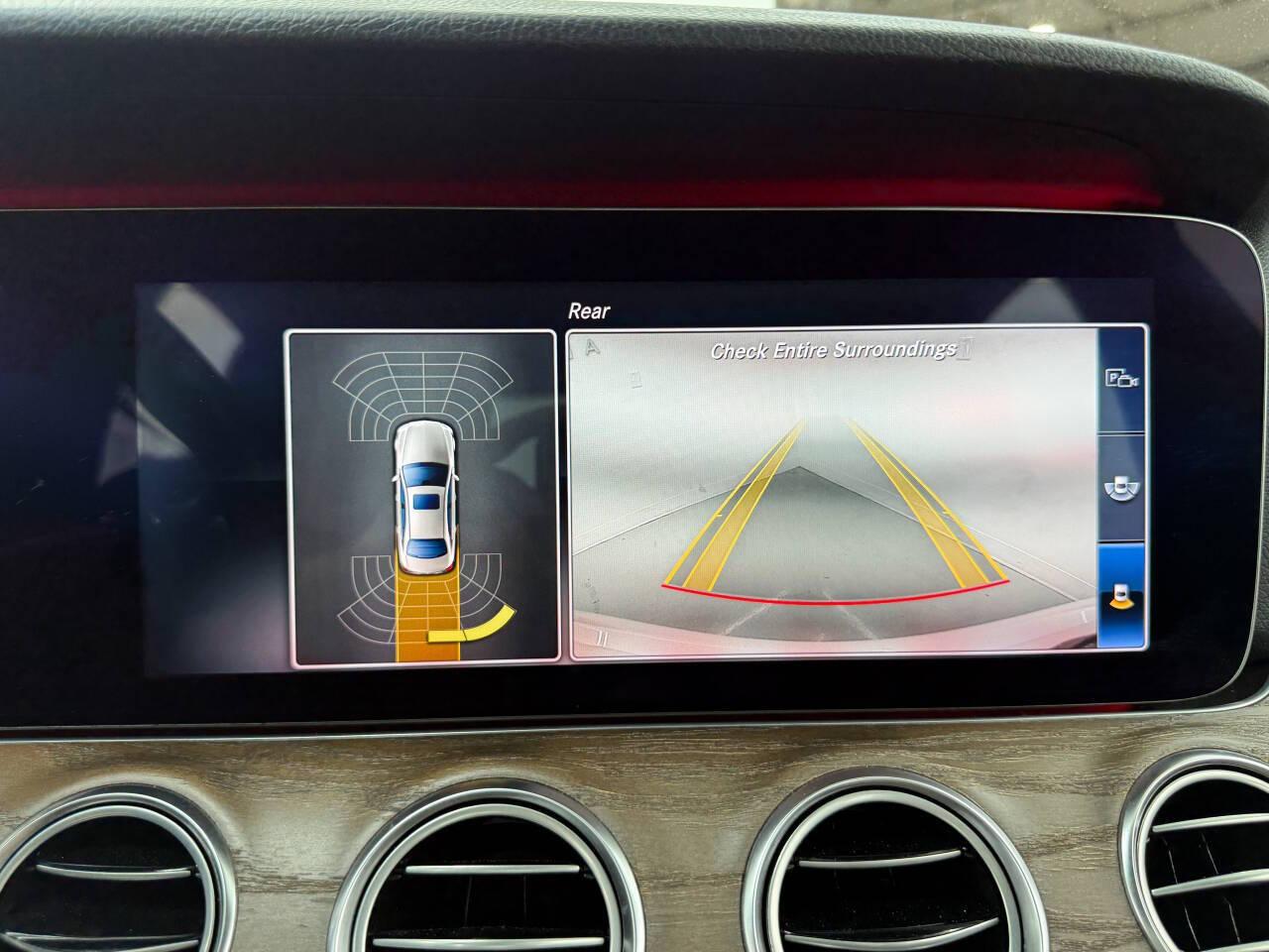 Mercedes-Benz E-Class E300 Luxury 4MATIC Sedan 2018