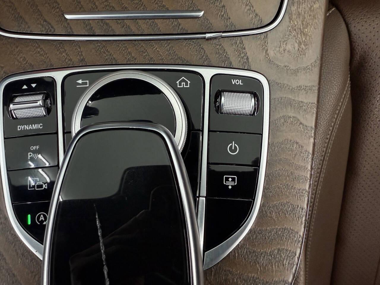 Mercedes-Benz E-Class E300 Luxury 4MATIC Sedan 2018