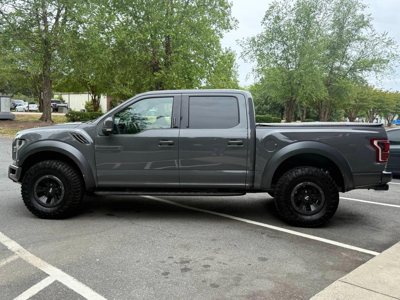 Ford F-150 Raptor SuperCrew 4WD 2018