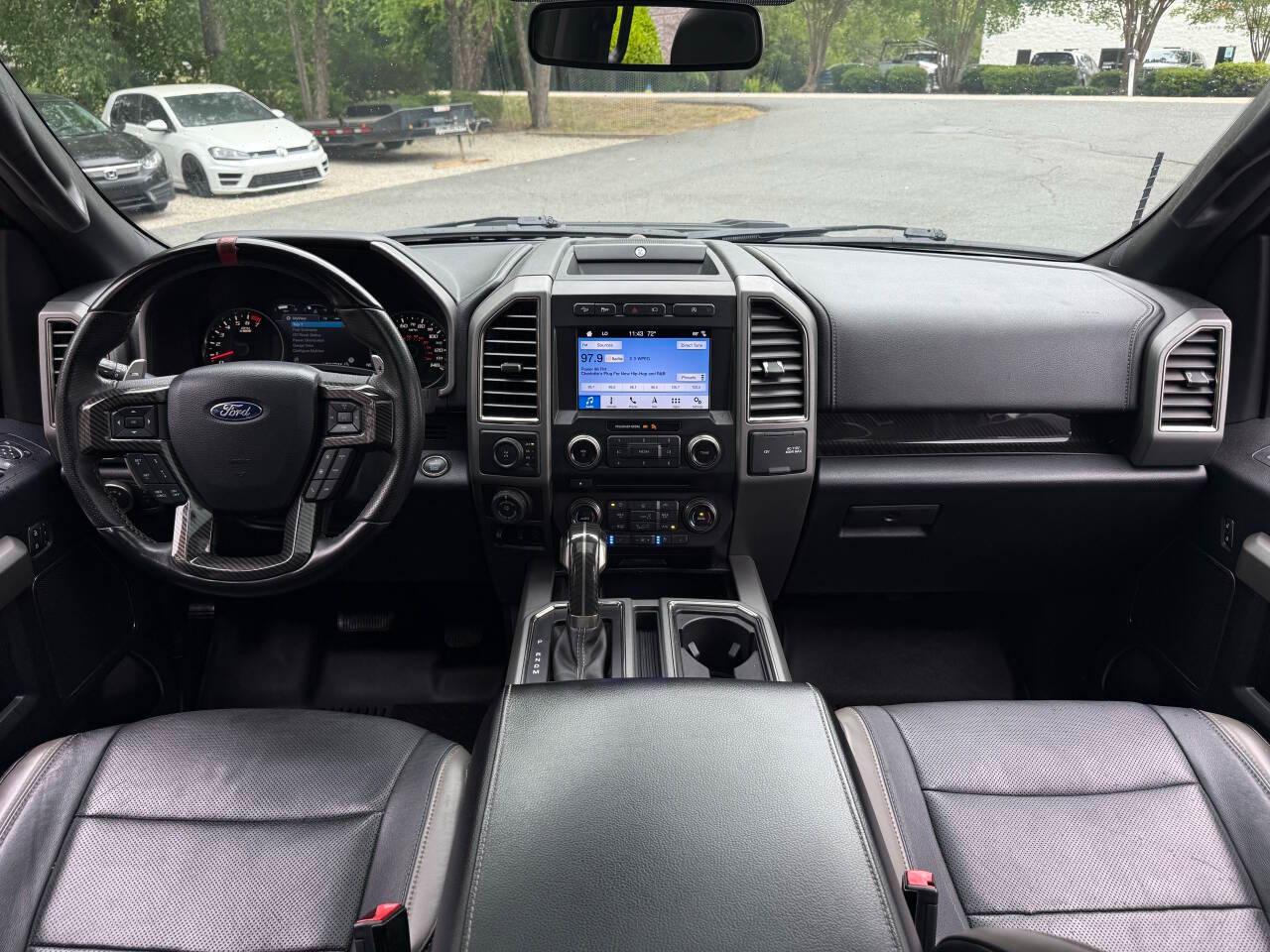 Ford F-150 Raptor SuperCrew 4WD 2018
