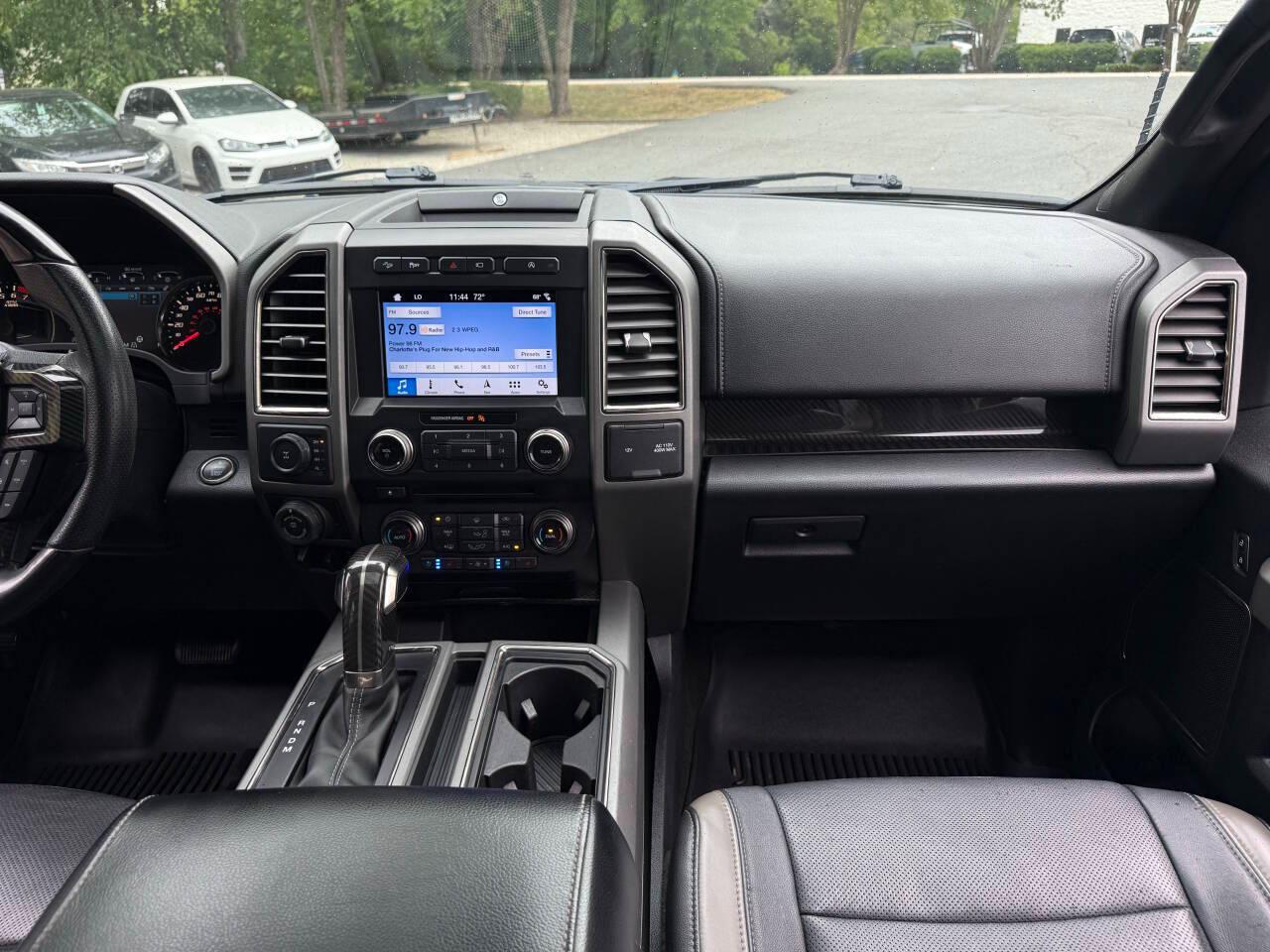 Ford F-150 Raptor SuperCrew 4WD 2018
