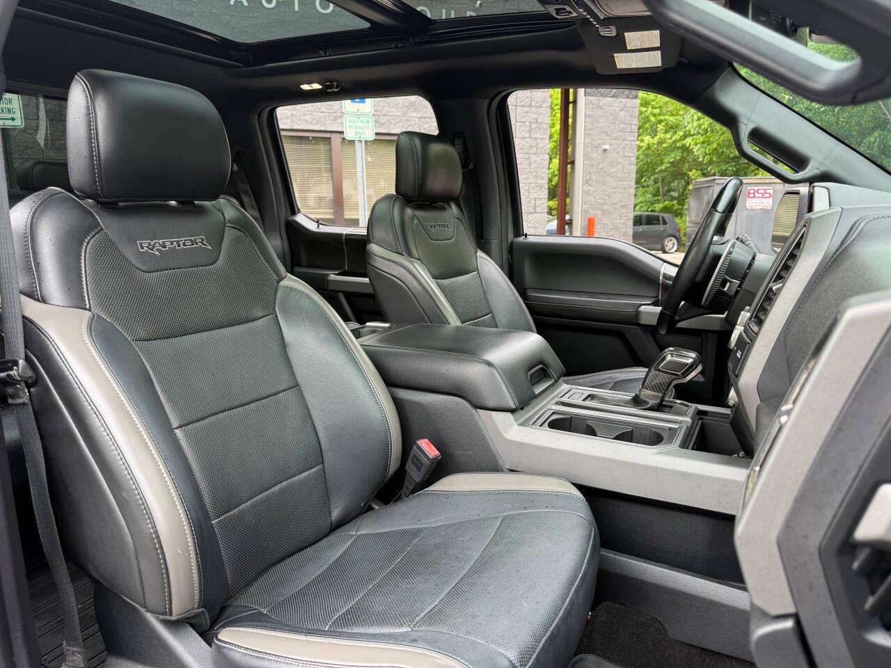 Ford F-150 Raptor SuperCrew 4WD 2018