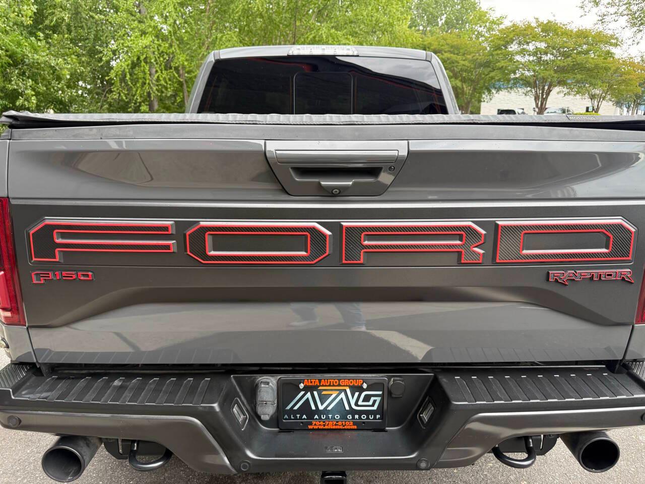 Ford F-150 Raptor SuperCrew 4WD 2018