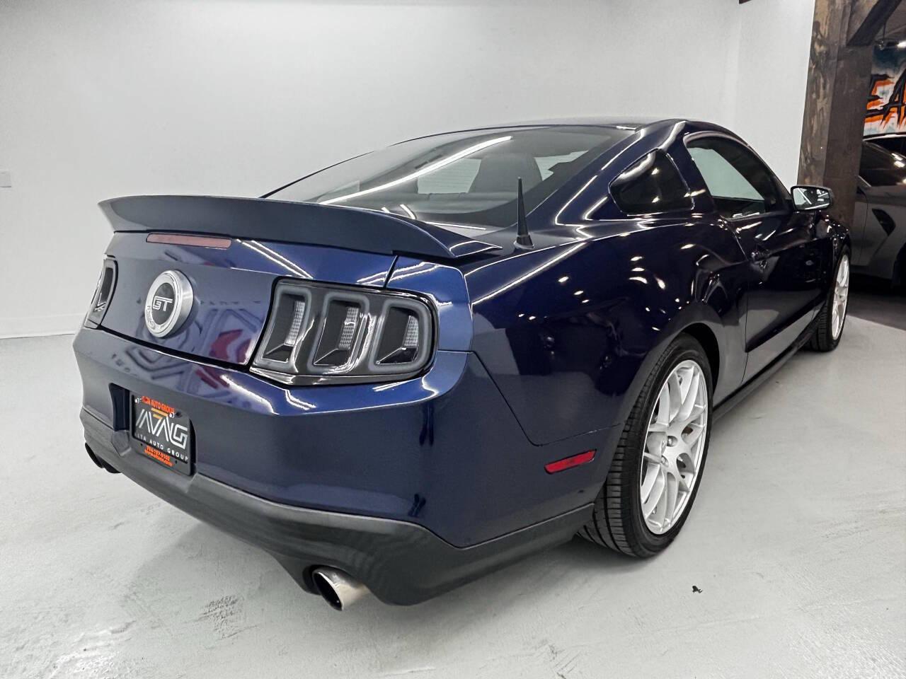 Ford Mustang GT Coupe 2011