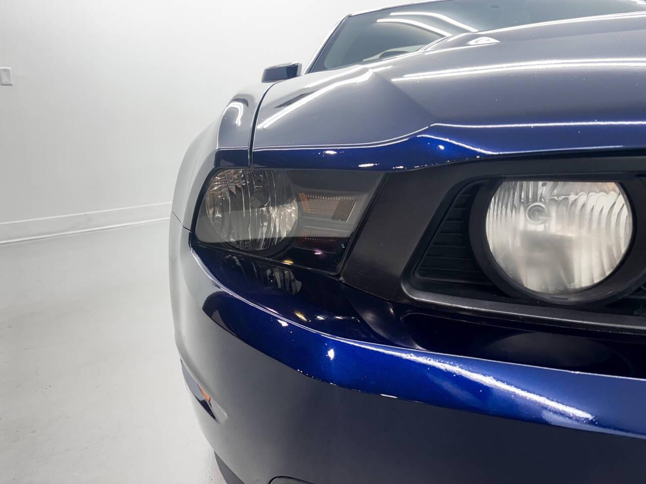 Ford Mustang GT Coupe 2011