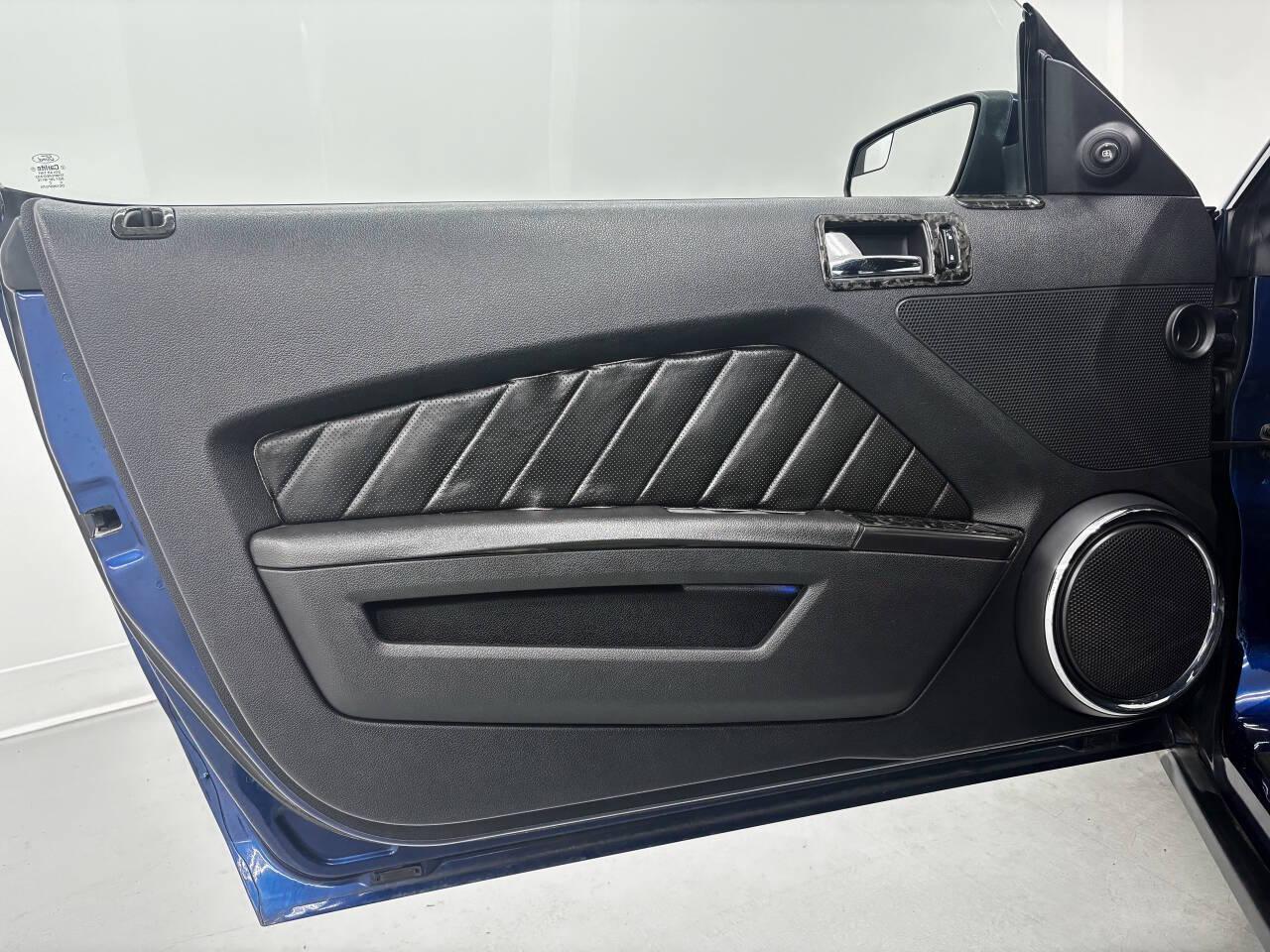 Ford Mustang GT Coupe 2011
