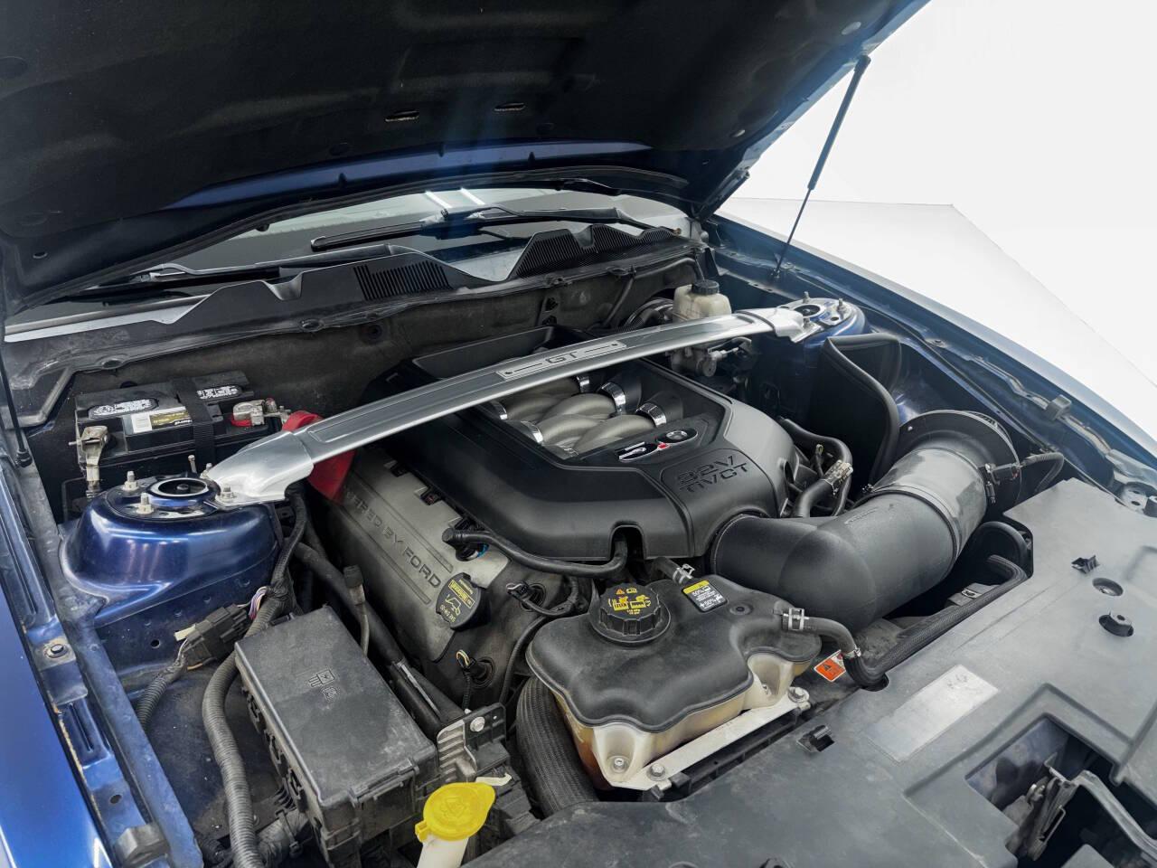 Ford Mustang GT Coupe 2011