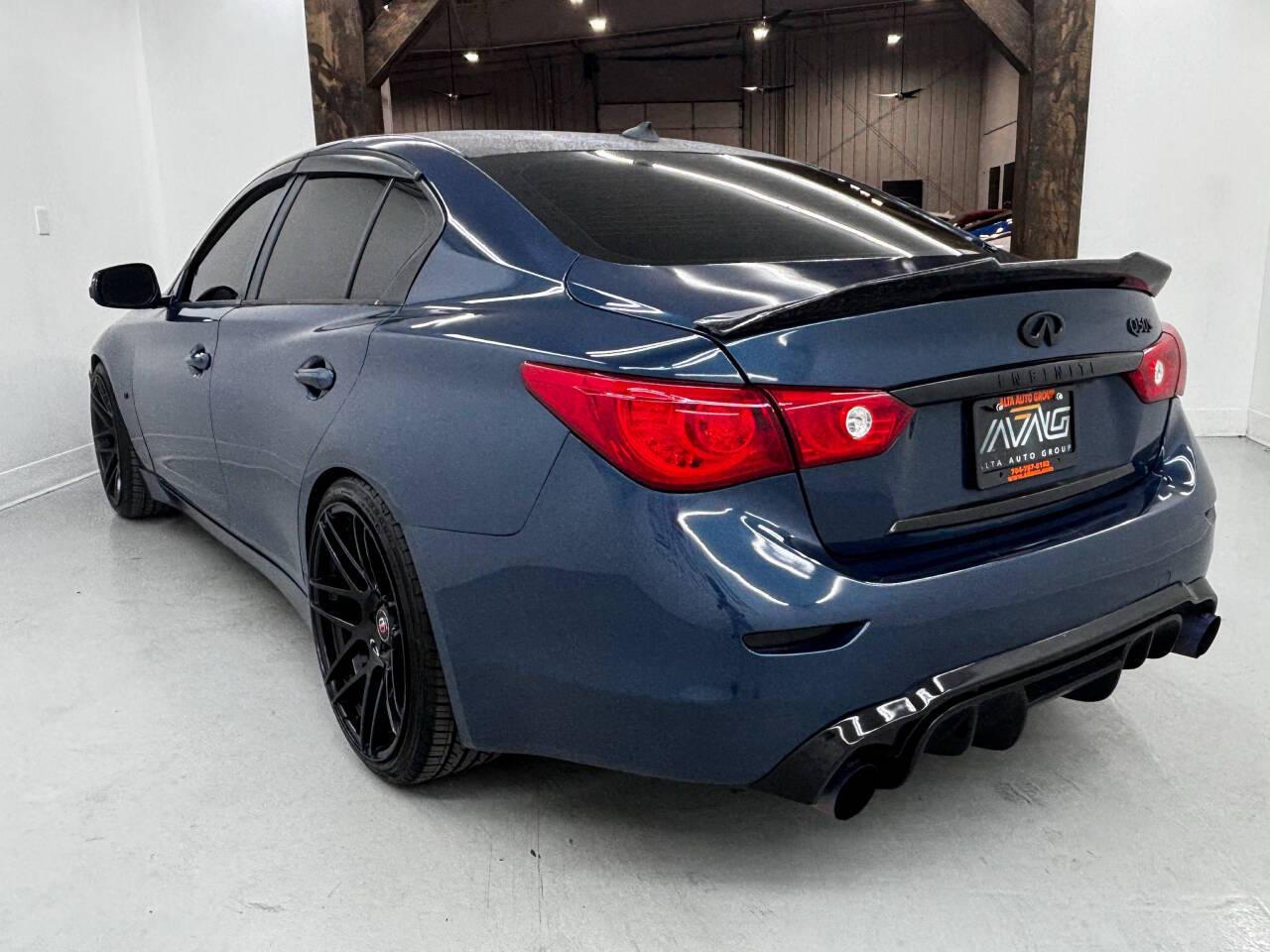 Infiniti Q50 Premium 2014