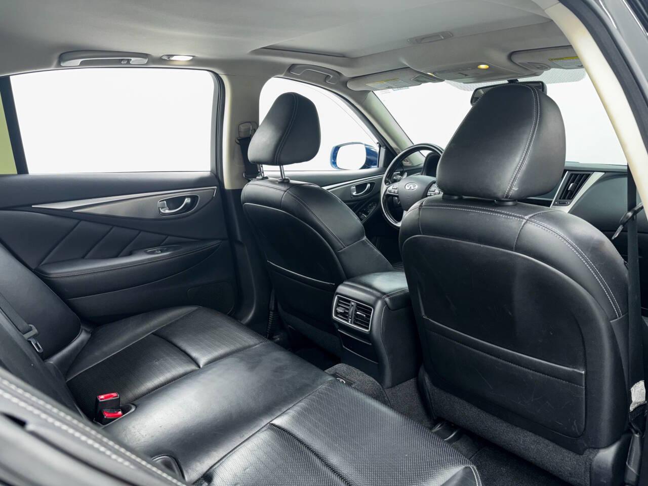 Infiniti Q50 Premium 2014