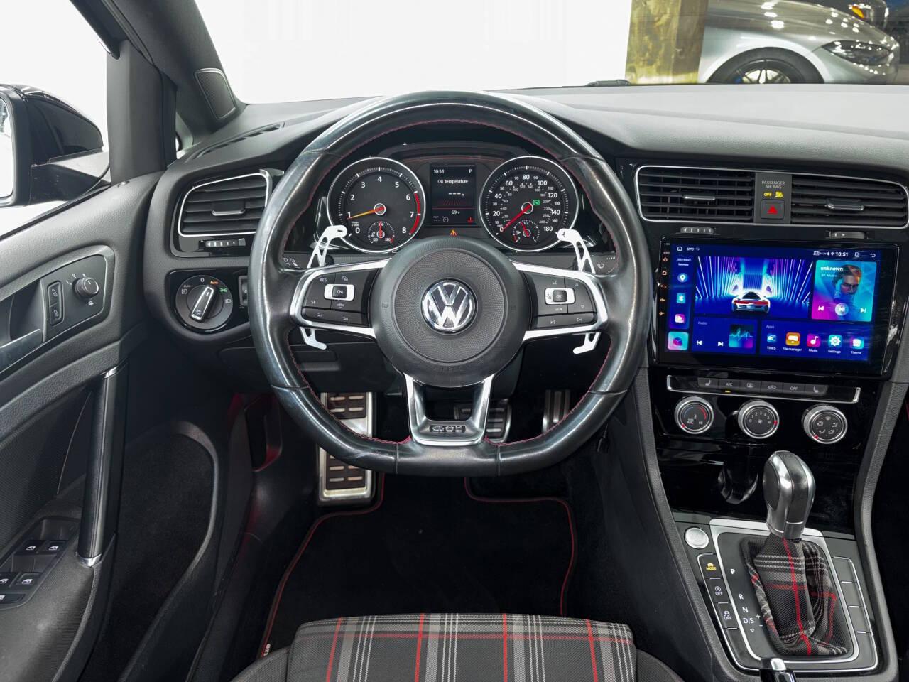 Volkswagen Golf GTI SE 7A 2019