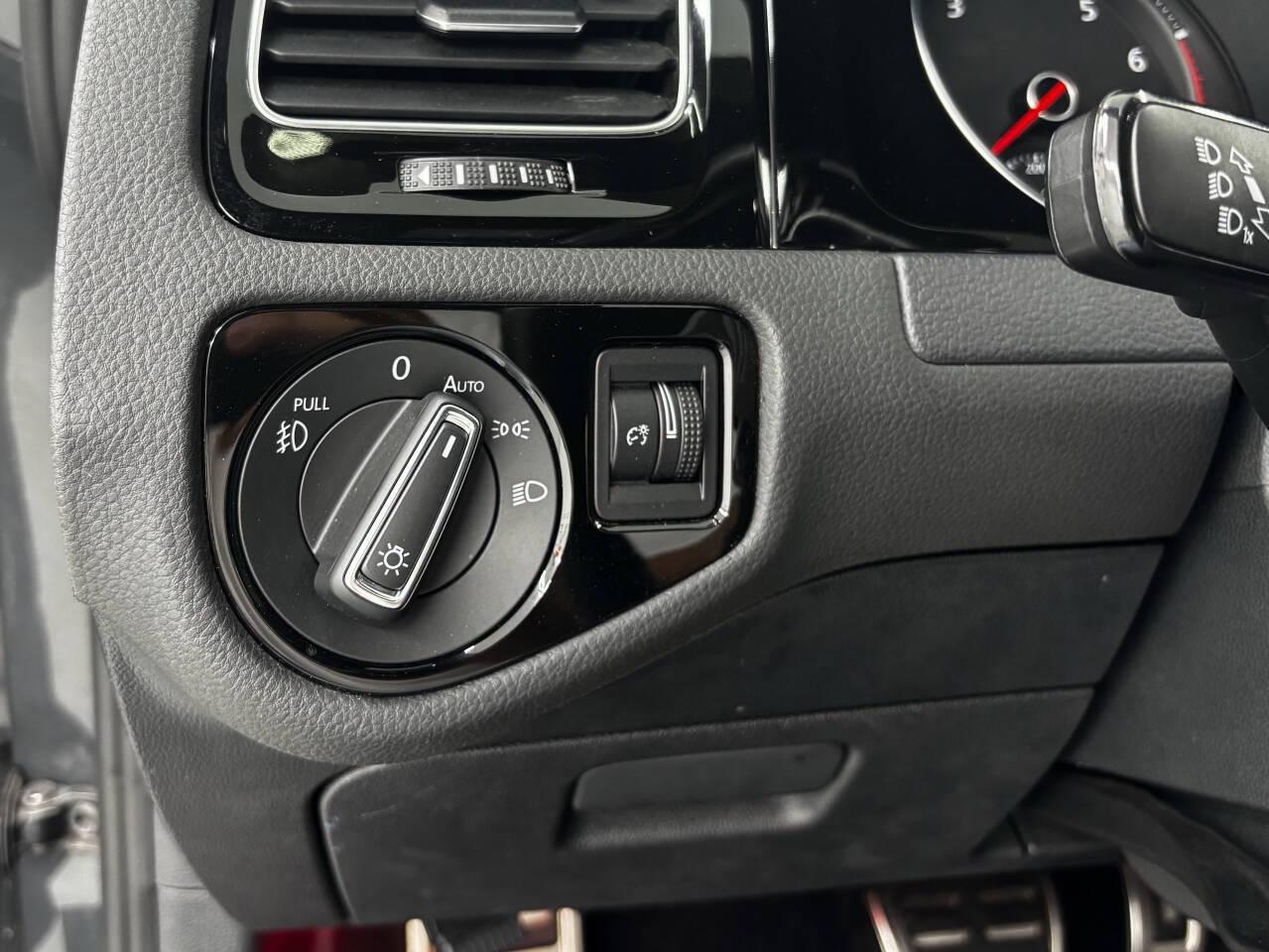 Volkswagen Golf GTI SE 7A 2019