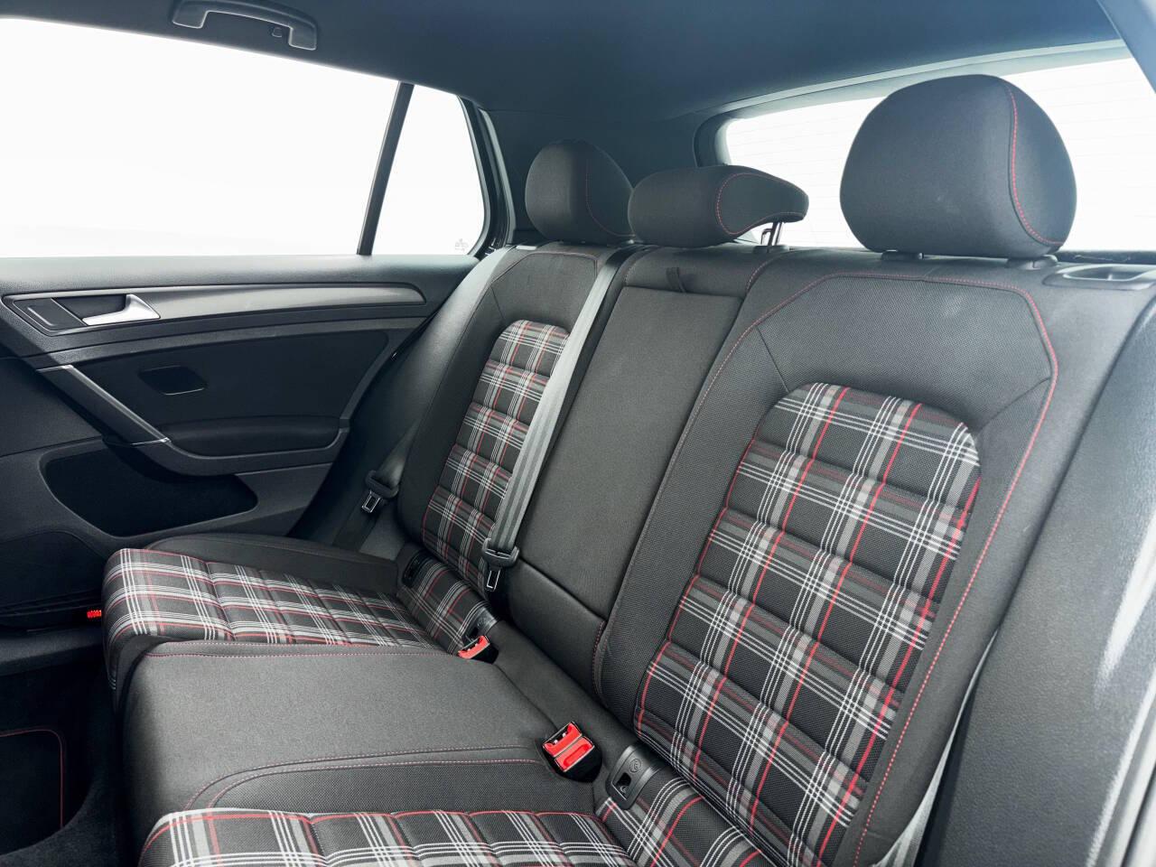 Volkswagen Golf GTI SE 7A 2019