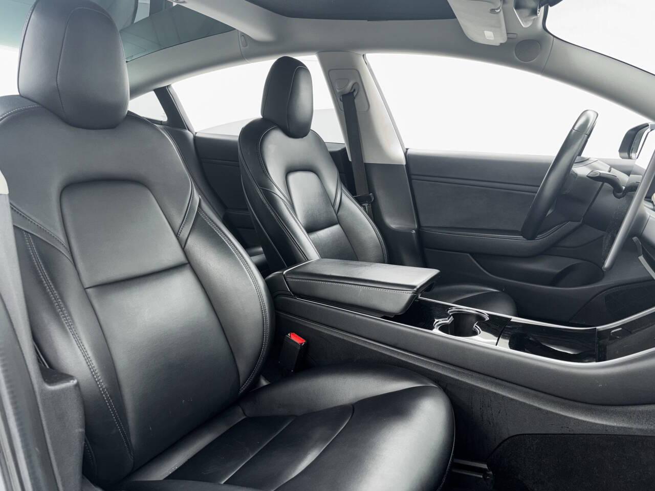 Tesla Model 3 Base 2018