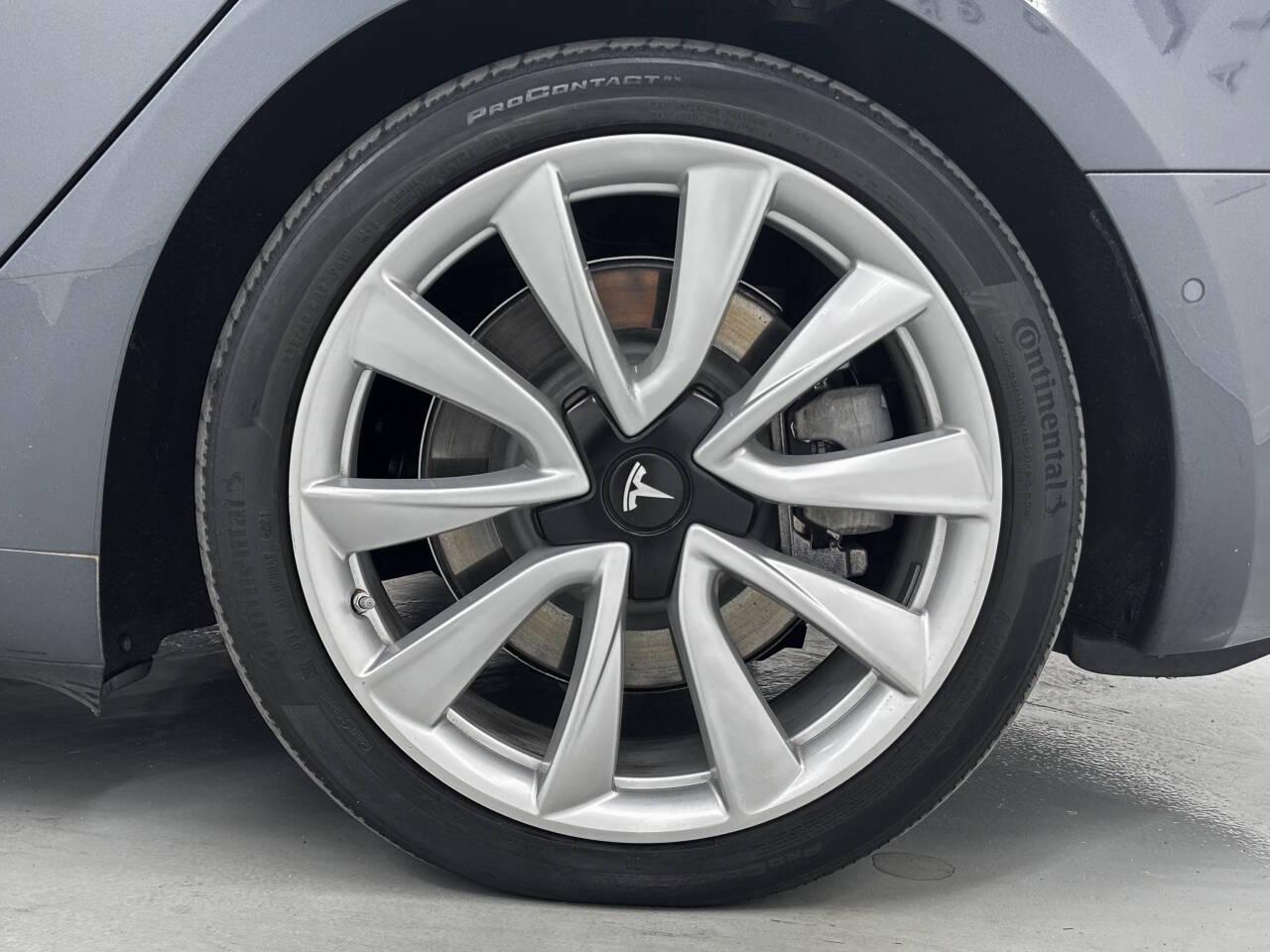 Tesla Model 3 Base 2018