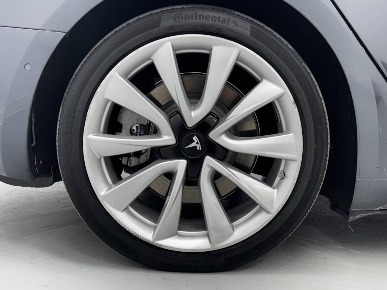 Tesla Model 3 Base 2018