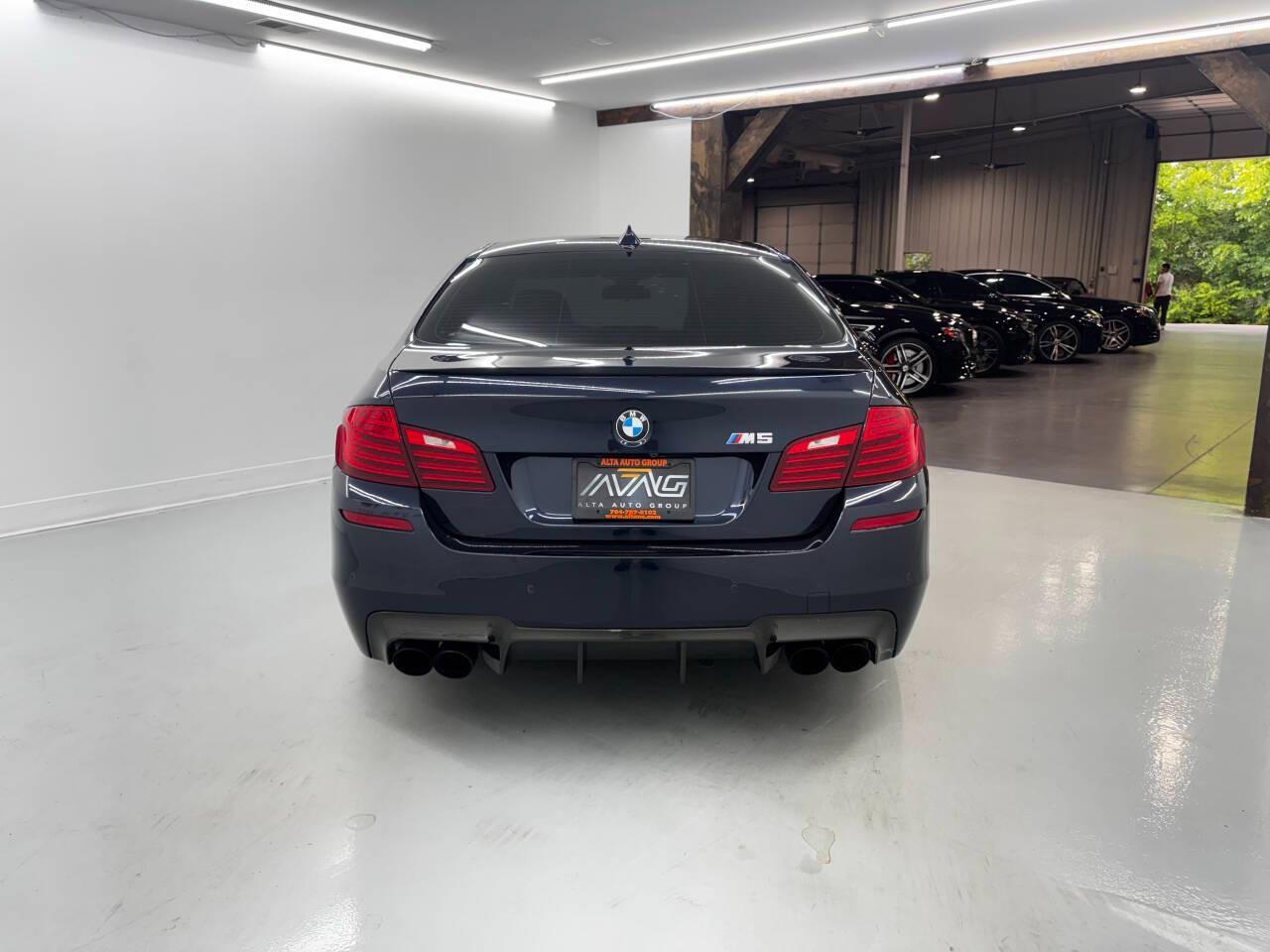 BMW M5 Sedan 2014