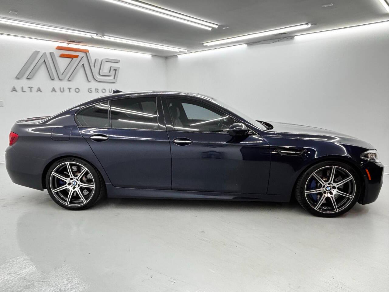 BMW M5 Sedan 2014
