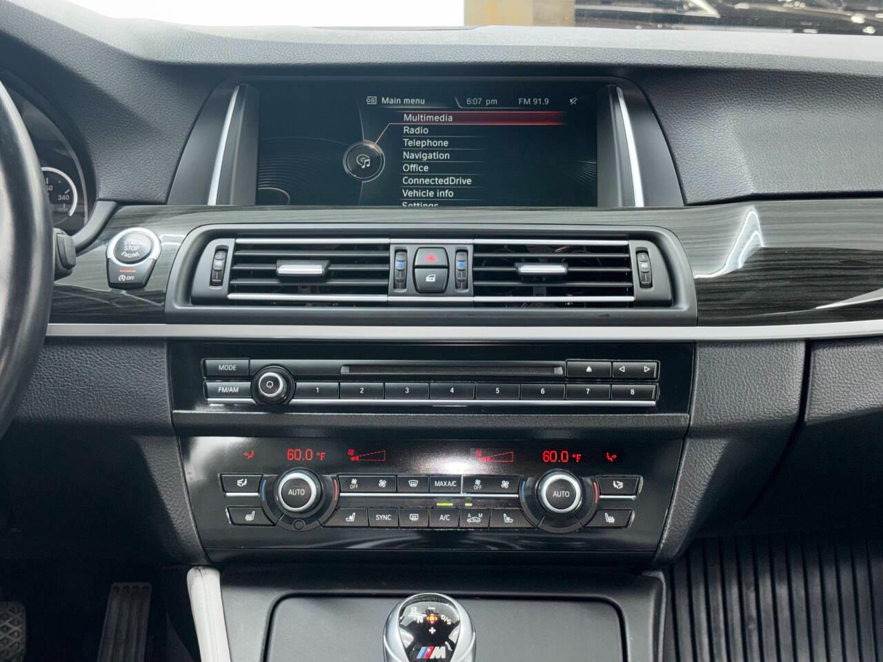 BMW M5 Sedan 2014