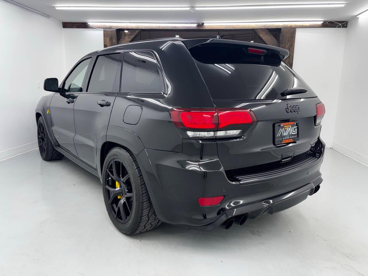 Jeep Grand Cherokee Trackhawk 2021