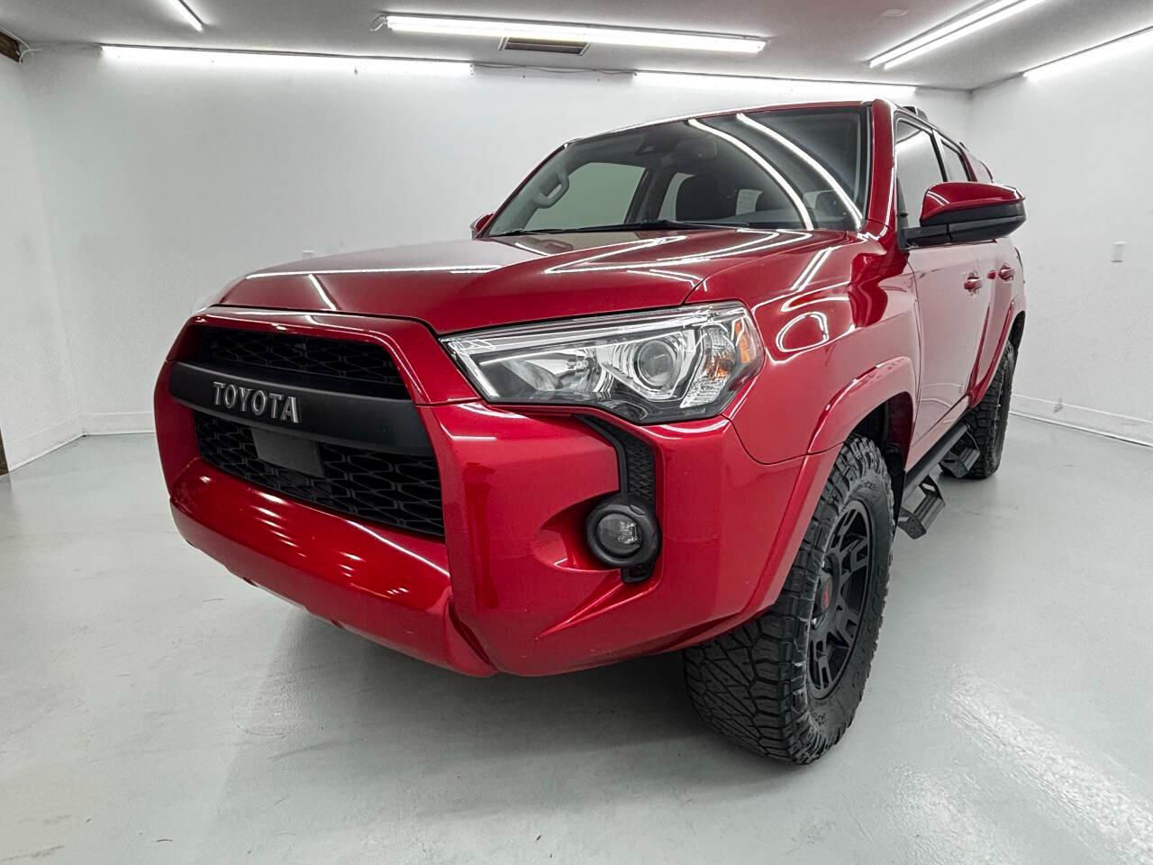 Toyota 4Runner SR5 2WD 2020