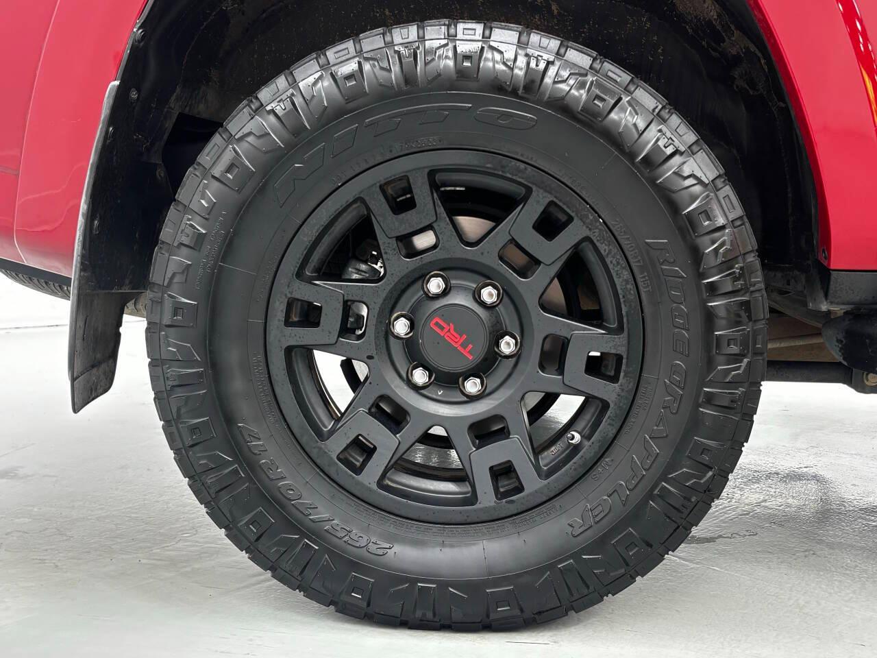 Toyota 4Runner SR5 2WD 2020