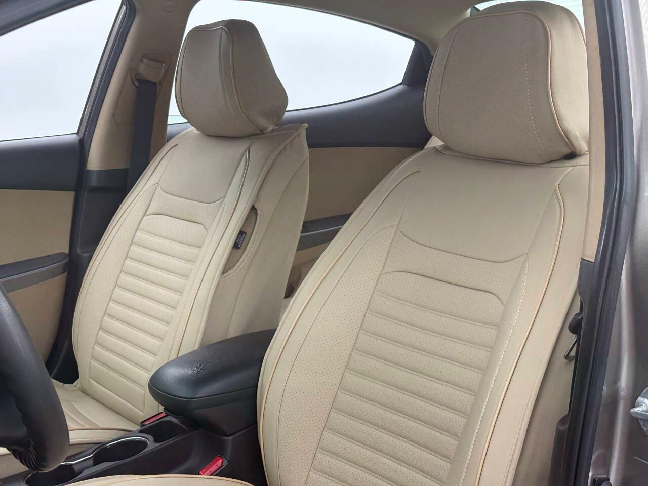 Hyundai Elantra Limited 2011